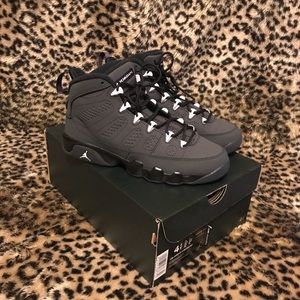 Jordan Retro 9
